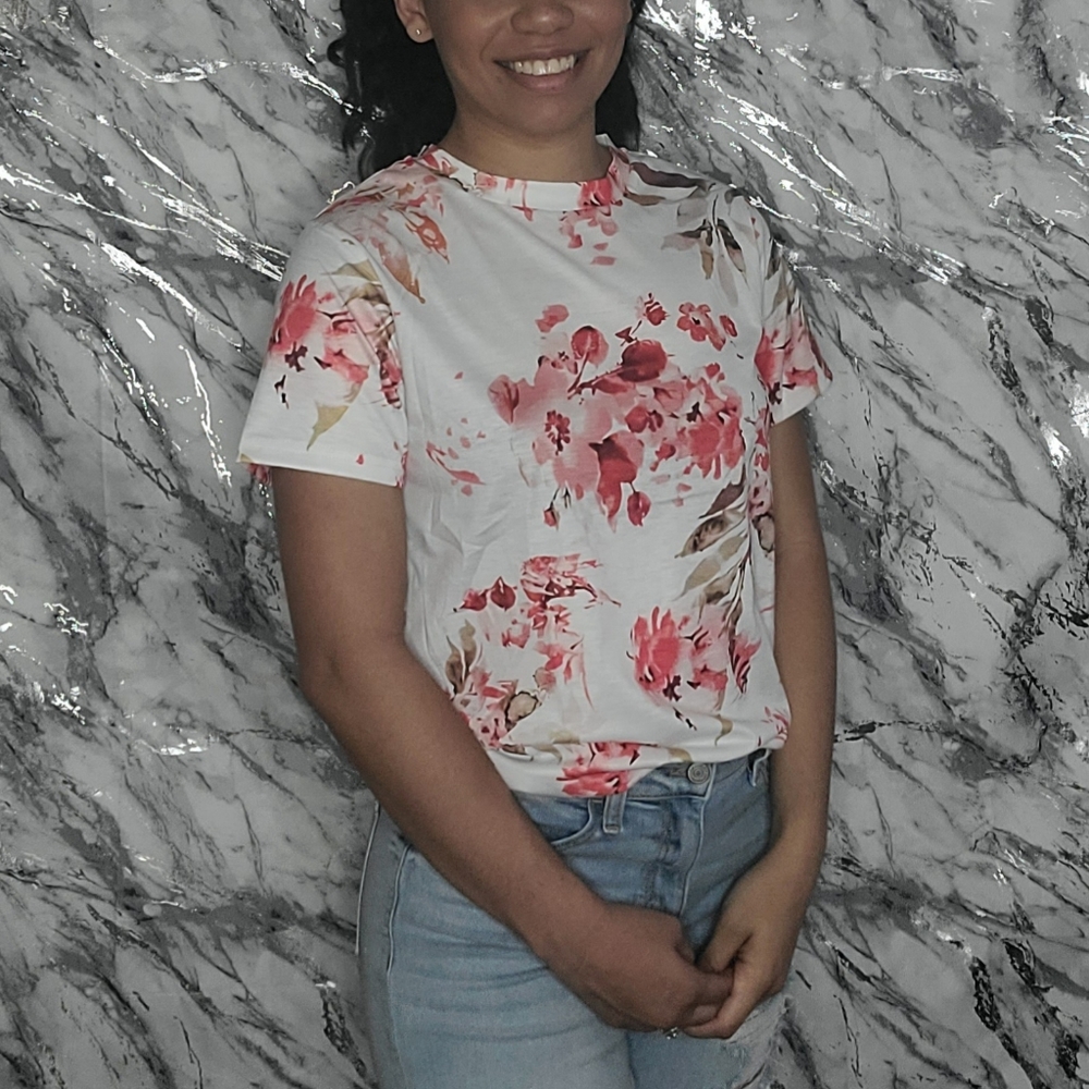 Floral tee shirt